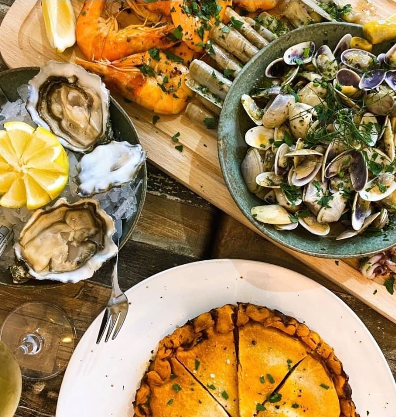 Table de fruits de mer à partager